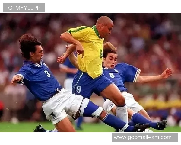 加拿大传奇足球明星的辉煌历程与对足球的深远影响 加拿大传奇足球明星的辉煌历程与对足球的深远影响