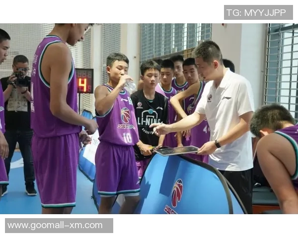 张磊的篮球之路：从青涩少年到职业球员的成长故事