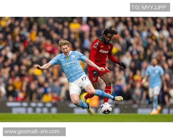 拜仁慕尼黑成功签约曼城足球明星引发转会市场热潮